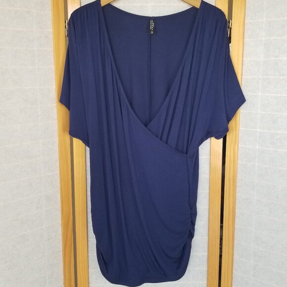 Made by Johnny Wrap Top Size XL Navy Blue Bat Wing Sleeves Side Rouching - Picture 1 of 9